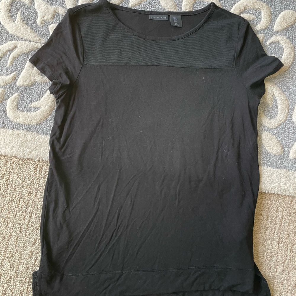 Tahari black top